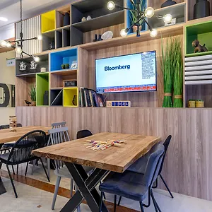 Hotel Schuman By Ihg, Brussel